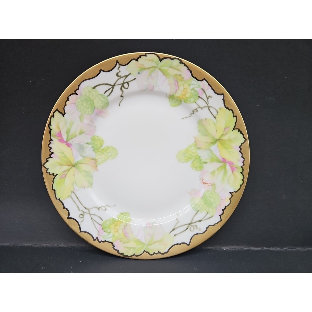 Antique O.&.E.G. Royal Austria Hand Painted Grape Vine 6.5"‎ Plate Artist Signed